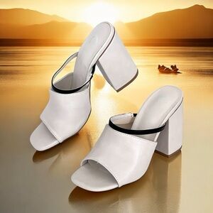 New Journey Collection Tru Comfort Heiddy Block‎ Heel Sandals Open Toe Ivory/Blk